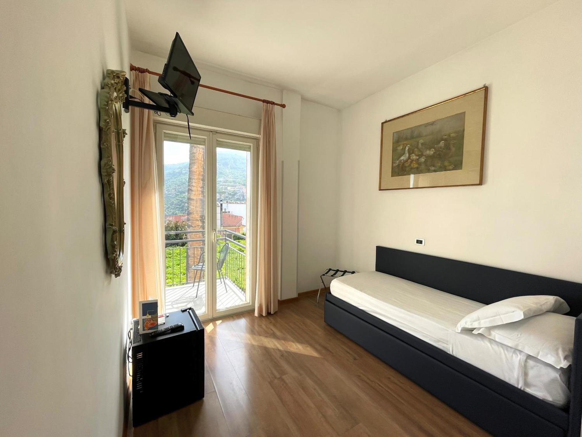 Aequa Hotel Vico Equense Ruang foto